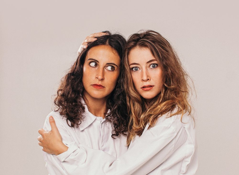Róisín and Chiara 